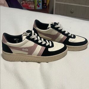 Gola Women's Cream and Pink Sneakers